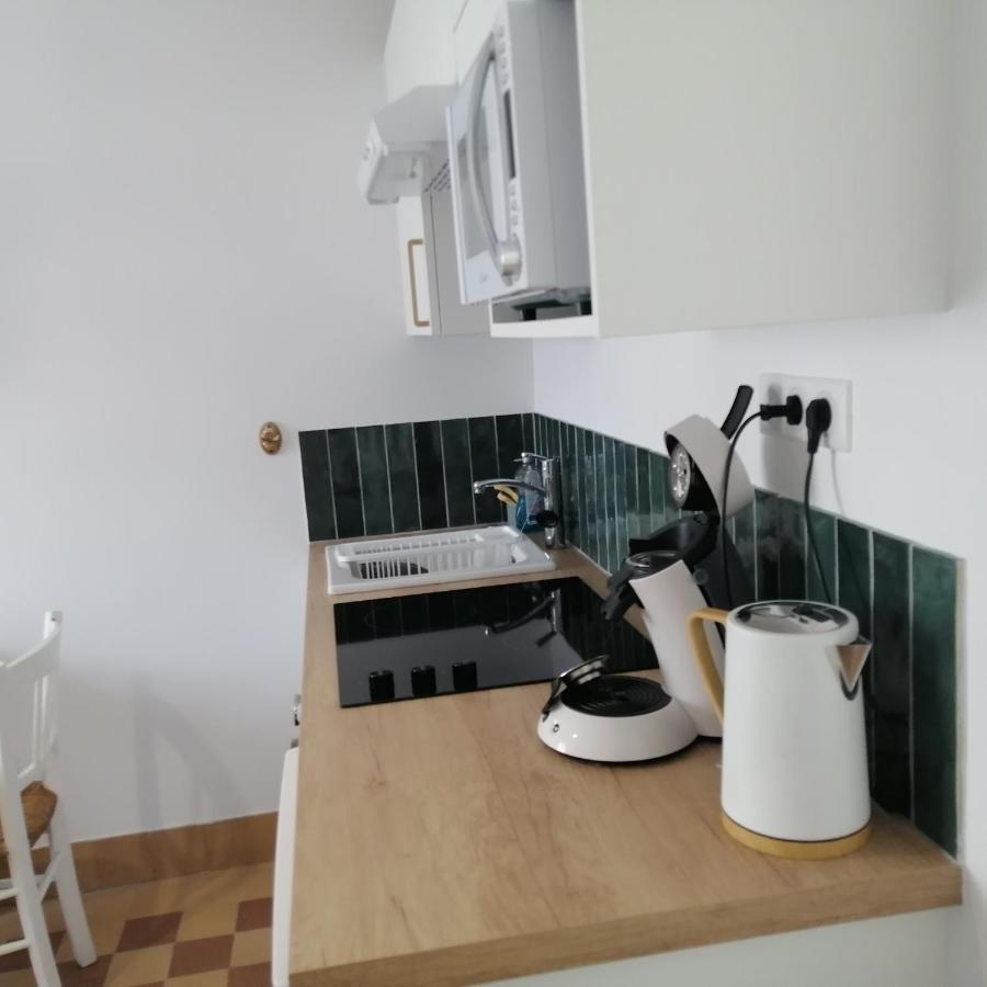 A Côté De La * Ault